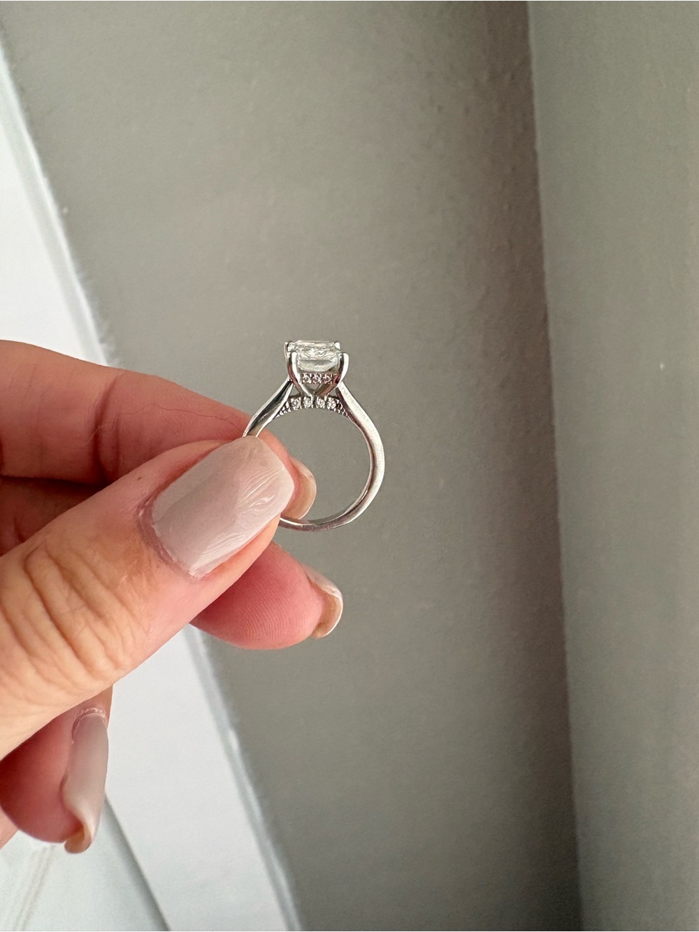 Platinum 2 ct radiant Cut lab diamond with partial halo Engagement Ring - White - Picture 4 of 16